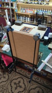 Fase de scratch building y ensamblaje de estructura artesanal