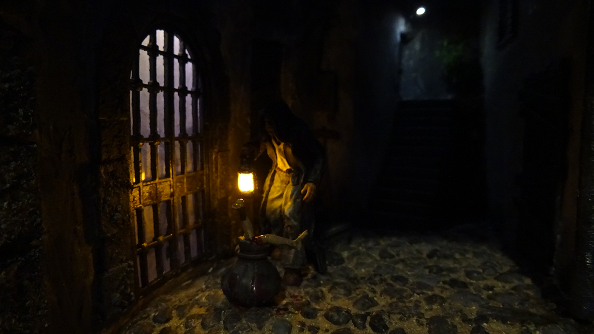 Diorama del hombre del saco, Diseñado artesanalmente usando madera, yeso, poliestireno, resina uv e iluminación led.